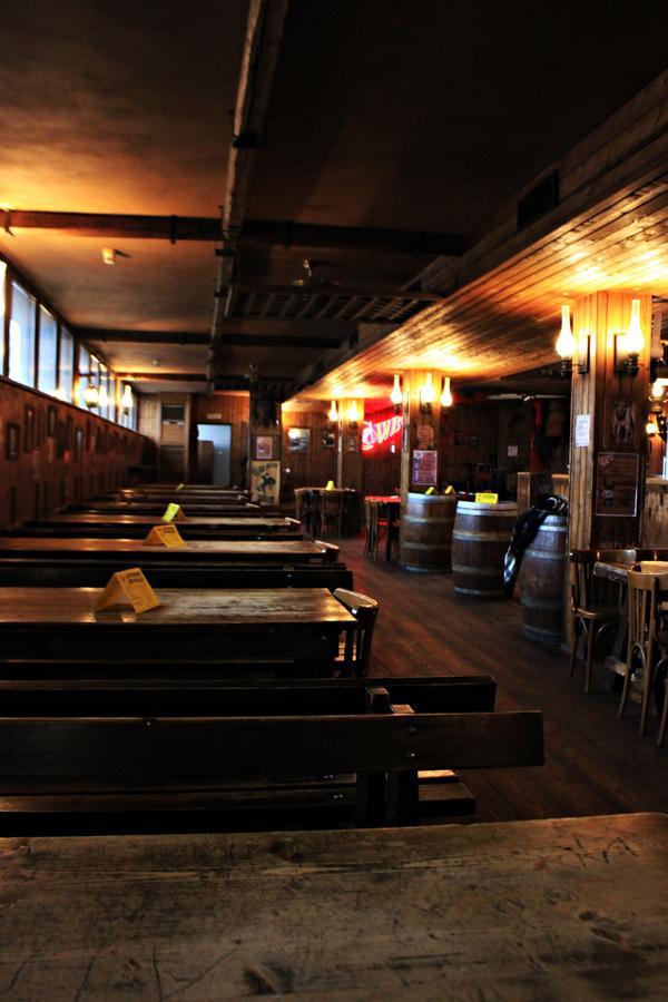 Cowboys Guest Ranch Hotel Вогера Екстериор снимка